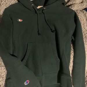 champion cropped hoodie